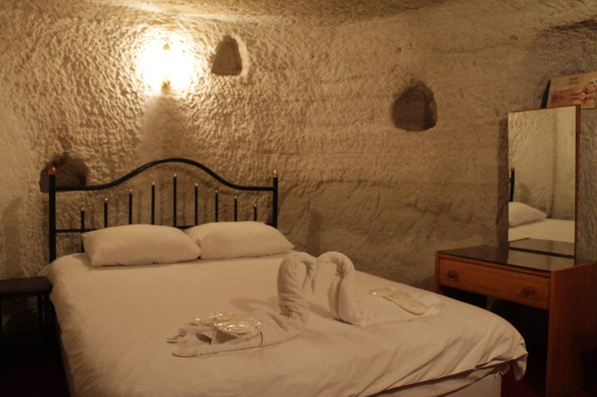 Yasin'S Place Backpackers Cave Hostel Goreme Bagian luar foto