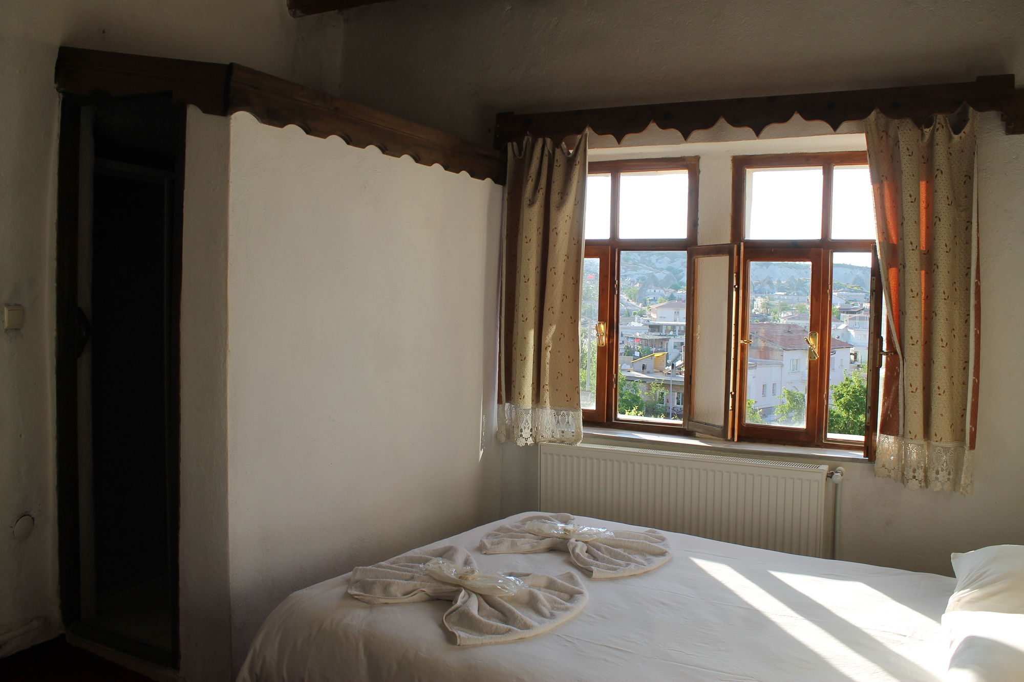 Yasin'S Place Backpackers Cave Hostel Goreme Bagian luar foto