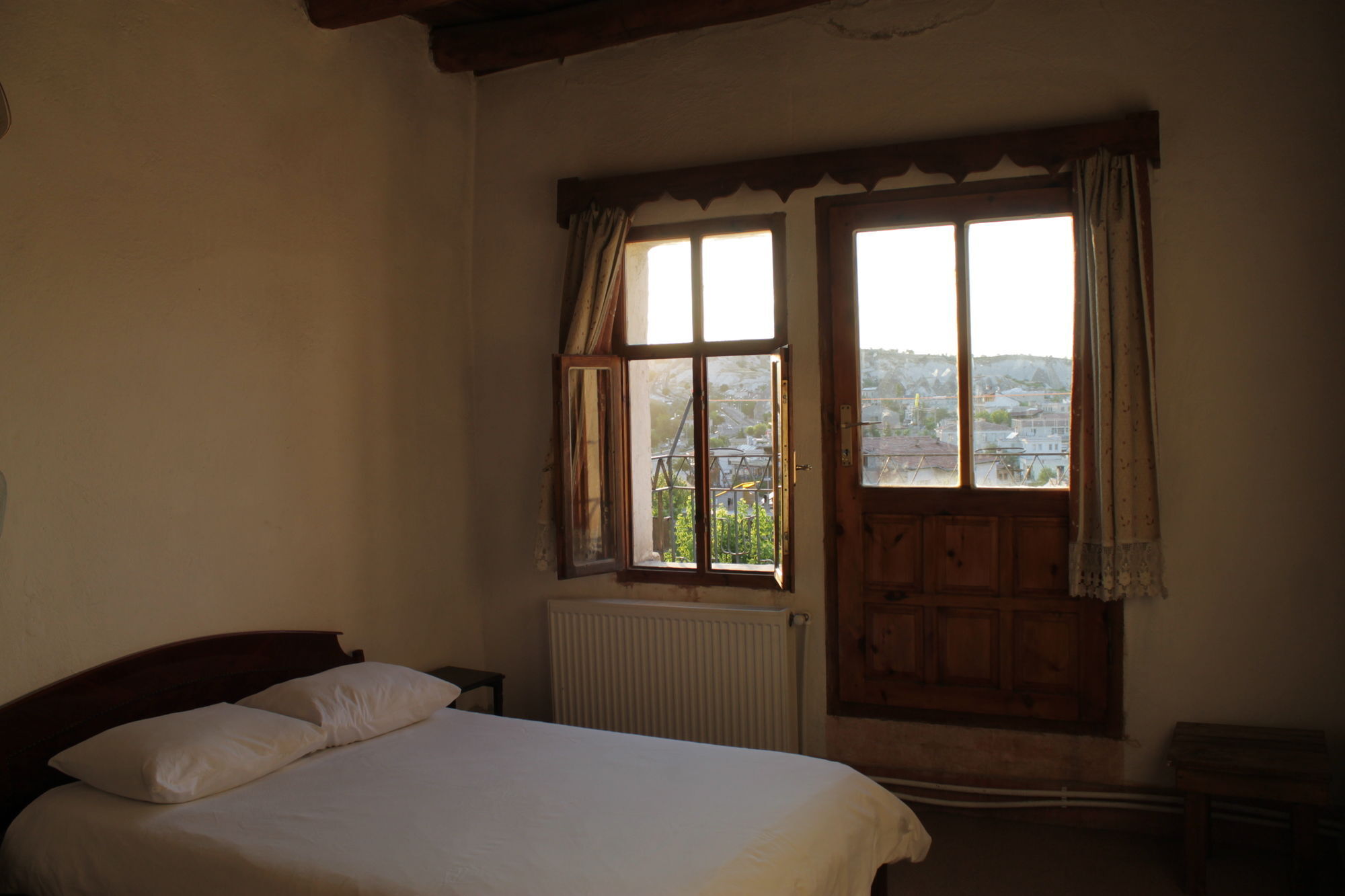 Yasin'S Place Backpackers Cave Hostel Goreme Bagian luar foto