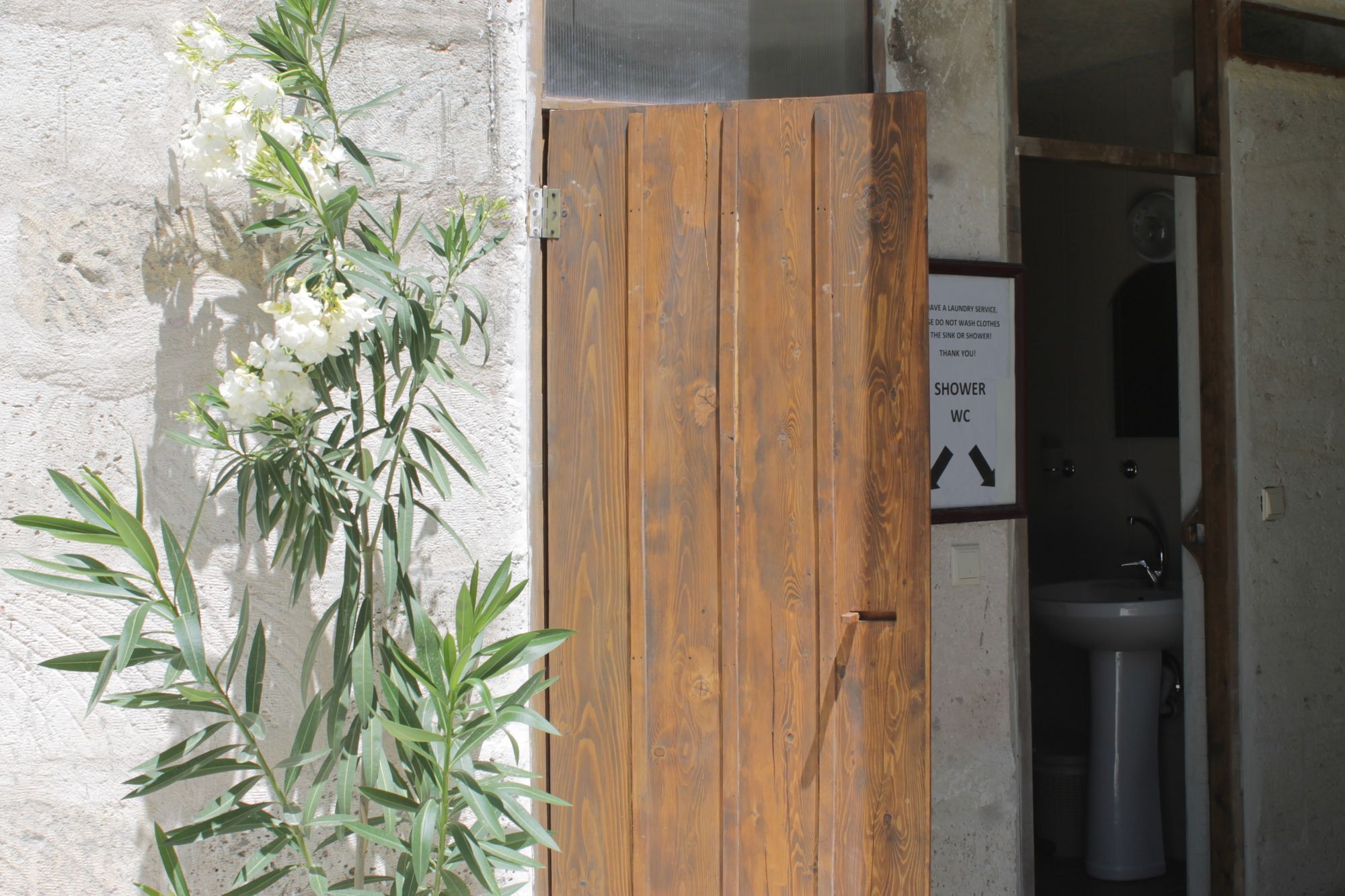 Yasin'S Place Backpackers Cave Hostel Goreme Bagian luar foto