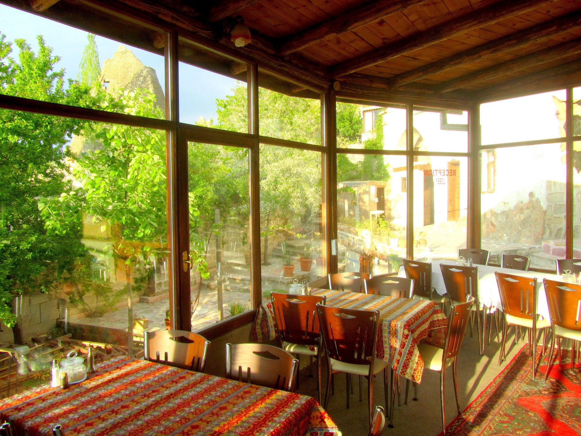 Yasin'S Place Backpackers Cave Hostel Goreme Bagian luar foto